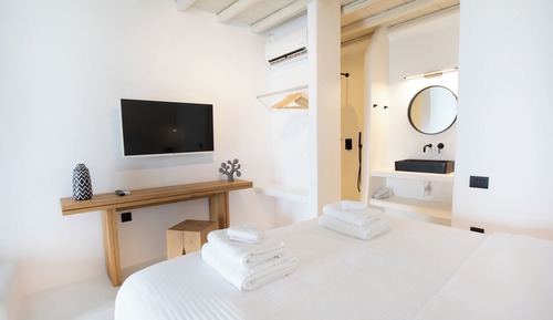 Executive Suite, Panoramic Sea View