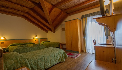 Habitación cuádruple clásica