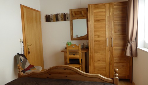 Habitación Confort doble, 1 cama de matrimonio, no fumadores, vistas a la montaña (Beige)