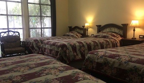 Habitación cuádruple básica, varias camas