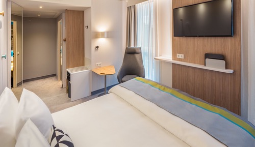 Habitación estándar, 1 cama de matrimonio con sofá cama