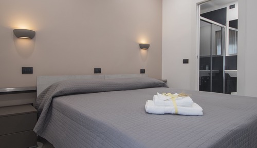 Habitación estándar doble, 1 cama de matrimonio, vistas al puerto