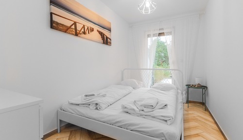 Apartment (83B/3B)