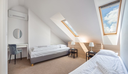 Apartment (66B/3B)