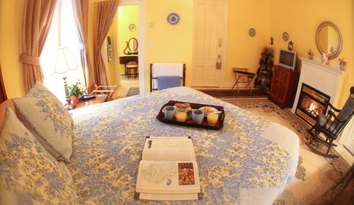 Queen Room