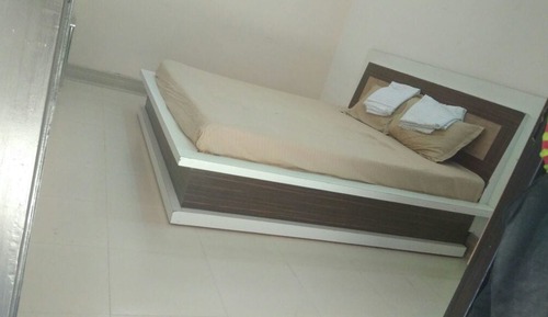 Habitación estándar con 1 cama doble o 2 individuales