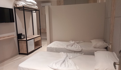 Habitación cuádruple básica