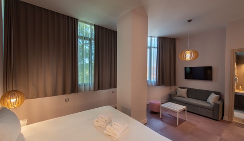 Suite estudio básica, vistas a la piscina