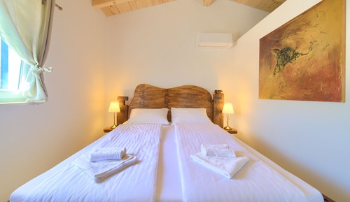 Villa Deluxe (3)