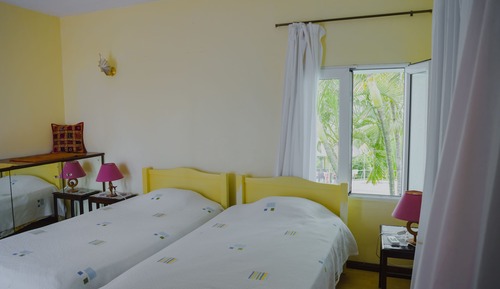 Villa Deluxe (Danielle)