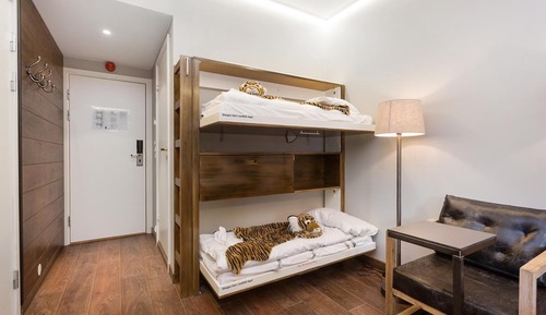Habitación doble, varias camas, balcón (m køyeseng/bunk bed ONLY 143cm long)