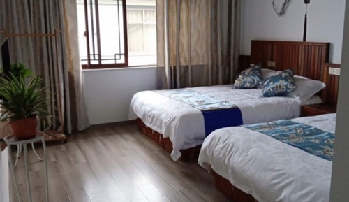 Habitación con 2 camas individuales