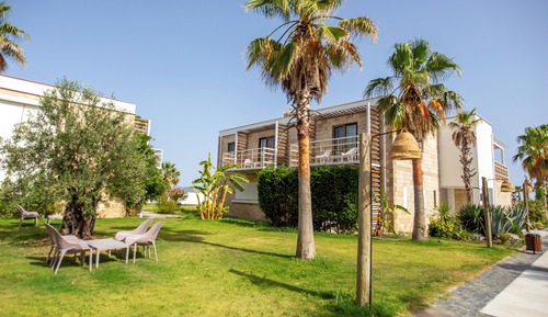 Habitación triple estándar, vistas al jardín