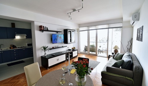 Apartamento, 2 habitaciones, balcón