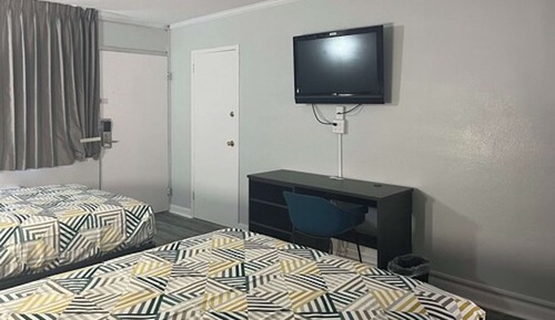 Habitación estándar, 2 camas dobles, no fumadores, frigorífico y microondas