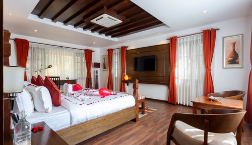 Suite ejecutiva, 1 cama de matrimonio grande, vistas a la ciudad