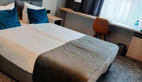Habitación estándar doble, 1 cama de matrimonio, vistas al patio (3*)