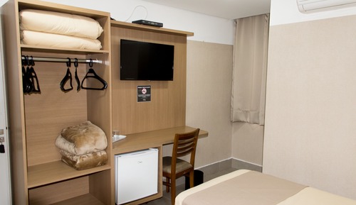 Habitación con 2 camas individuales