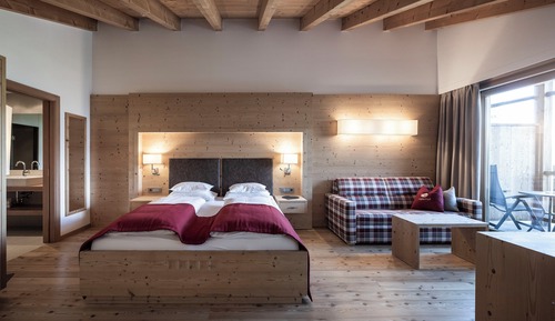 Suite, balcón