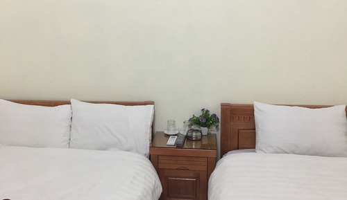 Habitación básica con 1 cama doble o 2 individuales