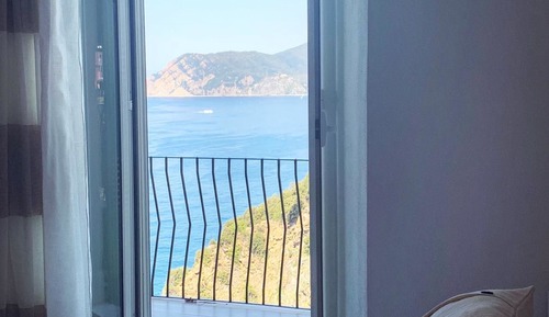 Apartamento de luna de miel, cocina básica, vistas al mar