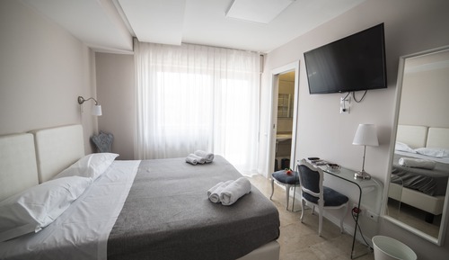 Habitación doble, 1 cama de matrimonio (Teatro Politeama)