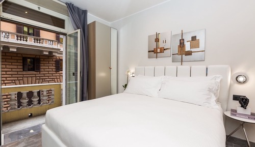 Habitación Deluxe doble, 1 cama de matrimonio, balcón