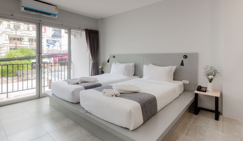 Habitación superior con 1 cama doble o 2 individuales