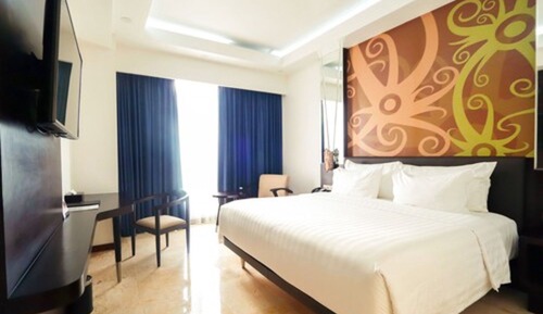 Grand Deluxe King Panoramic View