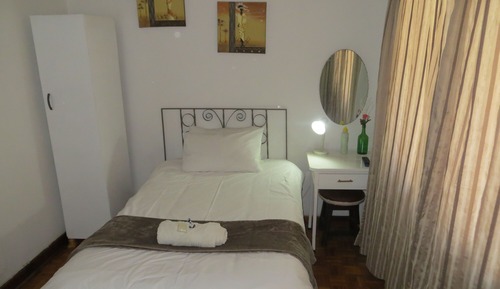 Comfort Single Room (3)