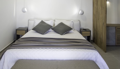 Suite estudio Deluxe, vistas parciales al mar (102)