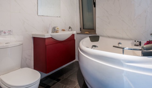 Suite superior, vistas al mar (Jacuzzi)
