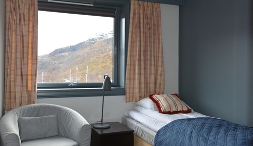 Habitación individual (Property only reachable by train)