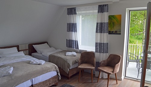 Habitación triple Confort, vistas al jardín