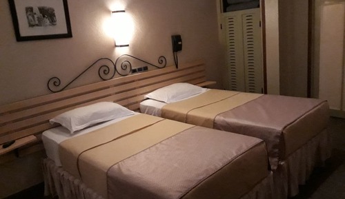 Habitación estándar con 2 camas individuales