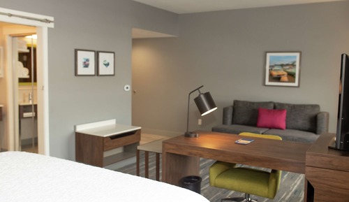 Habitación, 1 cama de matrimonio grande, bañera (Mobility & Hearing)