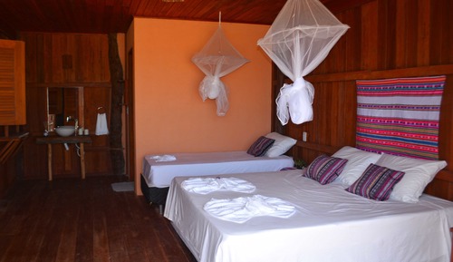 Habitación Confort, varias camas, vistas al mar