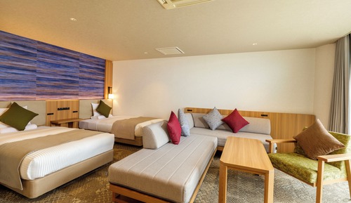 Deluxe Room with Ocean View (3-4 Guests)Accessible