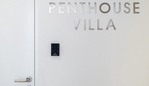 Ático, 2 habitaciones, balcón (Blue Penthouse Villa)