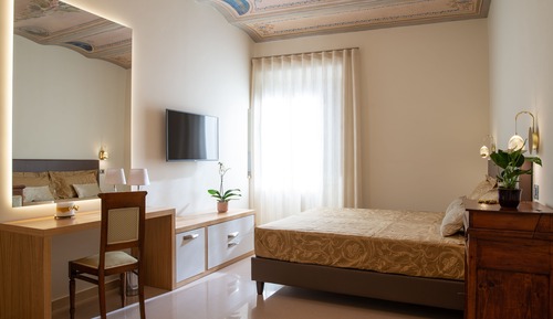 Habitación Deluxe con 1 cama doble o 2 individuales (203)