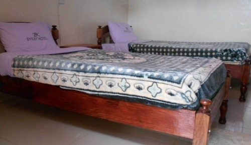 Habitación con 2 camas individuales