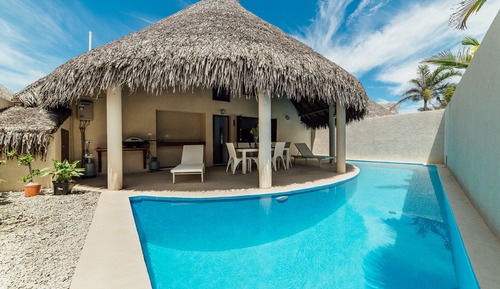 Villa familiar, 3 habitaciones, vistas al mar