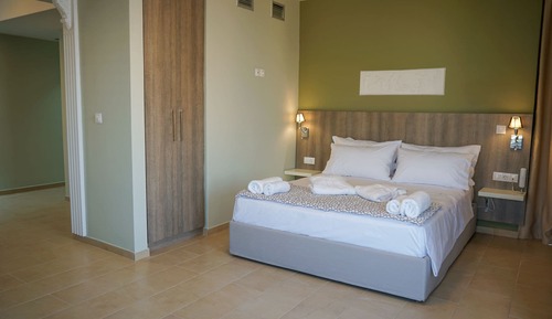 Habitación Deluxe doble, vistas a la piscina