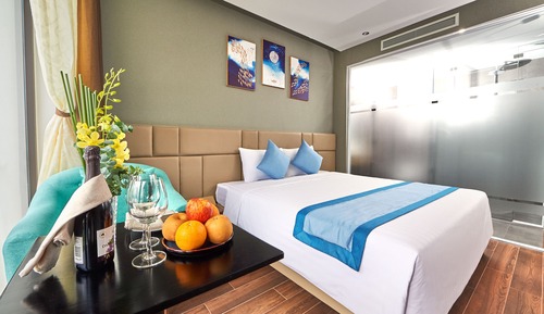Deluxe Art Double or Twin Room
