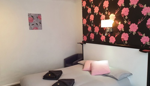 Habitación doble, baño privado