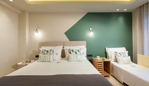 Comfort Triple Room