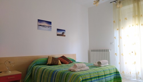 Habitación clásica con 1 cama doble o 2 individuales, baño privado