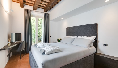 Habitación doble, baño privado, planta baja (Corbezzolo)