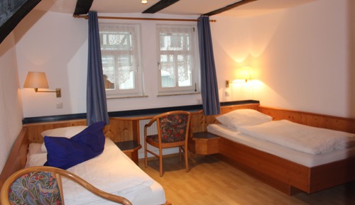 Habitación con 2 camas individuales