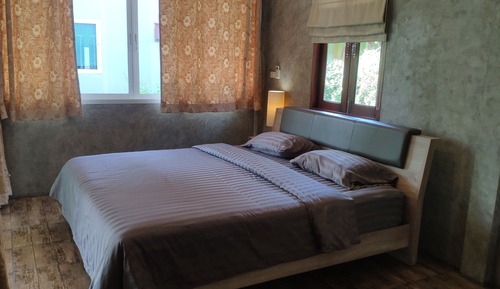 Deluxe Grand Room